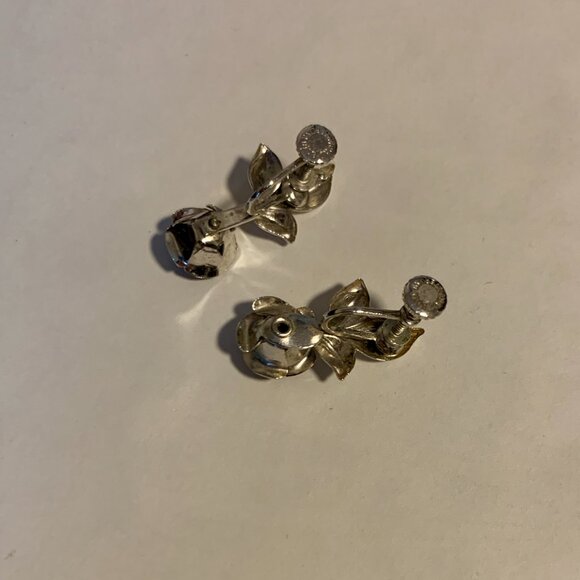Bond Boyd Vintage Rose Sterling Screw Back Earrings - Picture 2 of 4